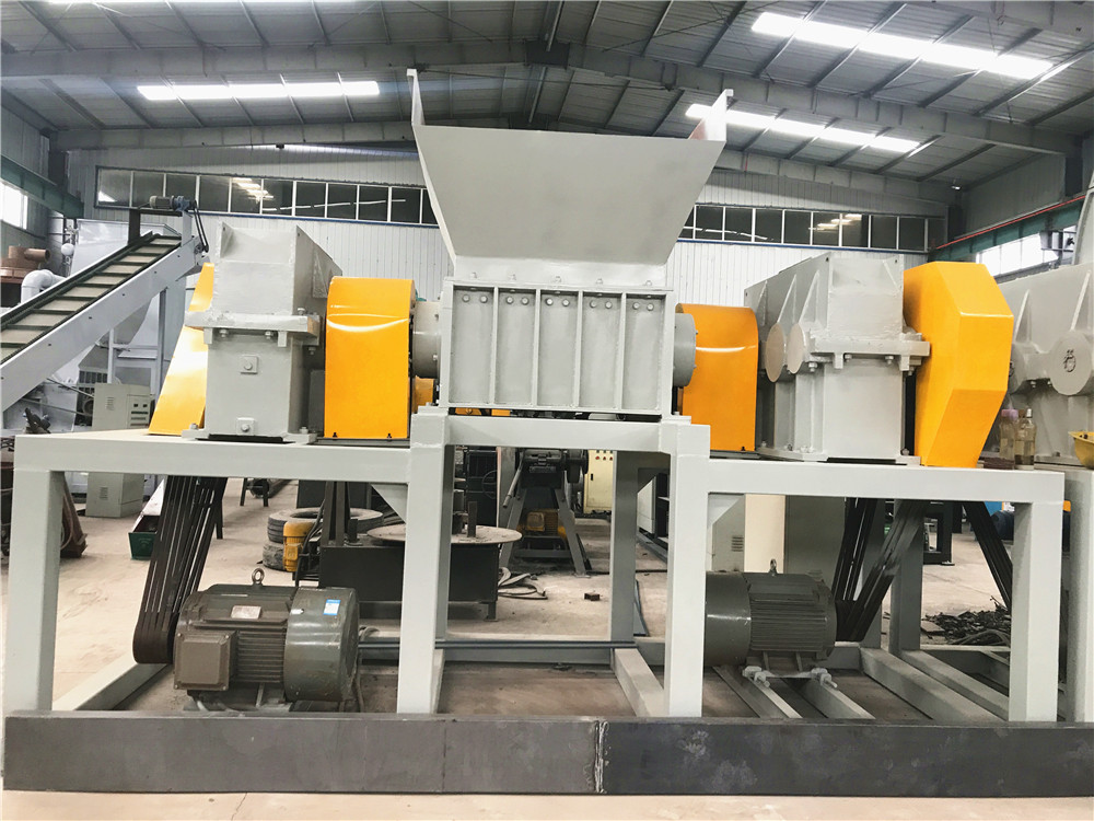 塑料撕碎機(jī),鋁塑板塑料撕碎機(jī)-撕碎機(jī)